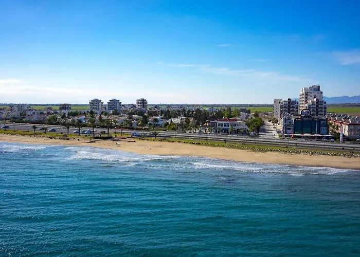 Royal Life Poseidon A With Sea View In Long Apartmán *